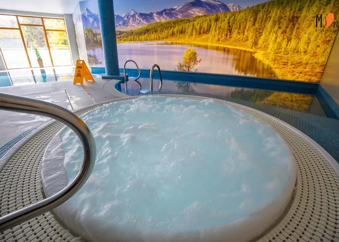 Premium Stone Hill - Baseny&jacuzzi 아파트